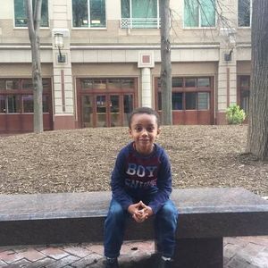 Meet your Posher, Mekdes